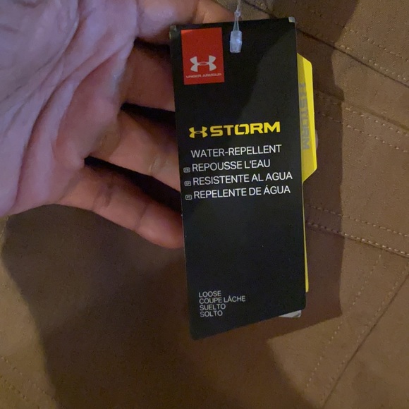 Brand New Underarmour Cargo Pants 🔥 - Picture 3 of 5